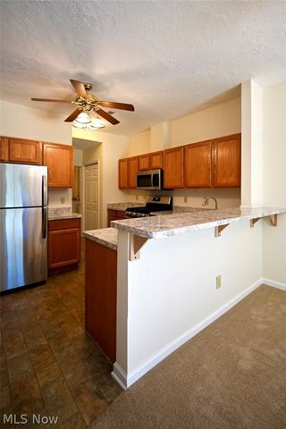 7 Woodland Chase Boulevard, Niles, OH 44446