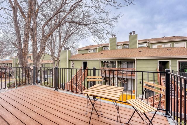 540 S Forest Street 206, Denver, CO 80246