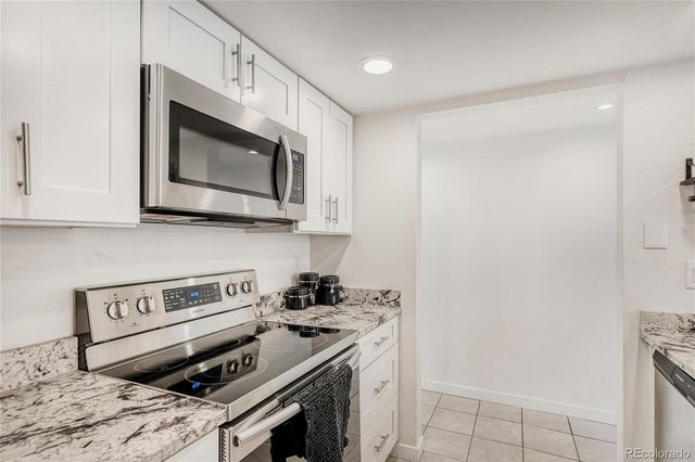 540 S Forest Street 206, Denver, CO 80246