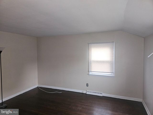 206 STEVENSON AVE, Beverly, NJ 08010