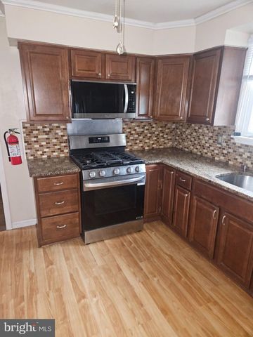 206 STEVENSON AVE, Beverly, NJ 08010