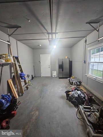 206 STEVENSON AVE, Beverly, NJ 08010