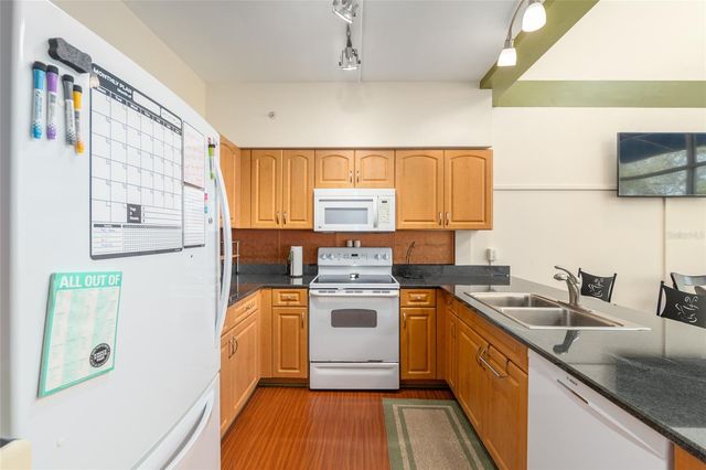 2515 SW 35TH PLACE 219, Gainesville, FL 32608