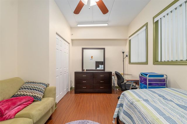 2515 SW 35TH PLACE 219, Gainesville, FL 32608