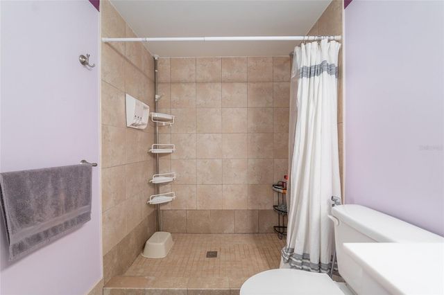 2515 SW 35TH PLACE 219, Gainesville, FL 32608