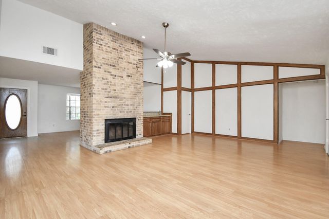 2514 Trailside Court, Sugar Land, TX 77479