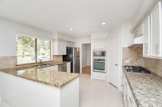 2514 Trailside Court, Sugar Land, TX 77479
