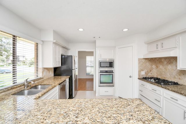 2514 Trailside Court, Sugar Land, TX 77479