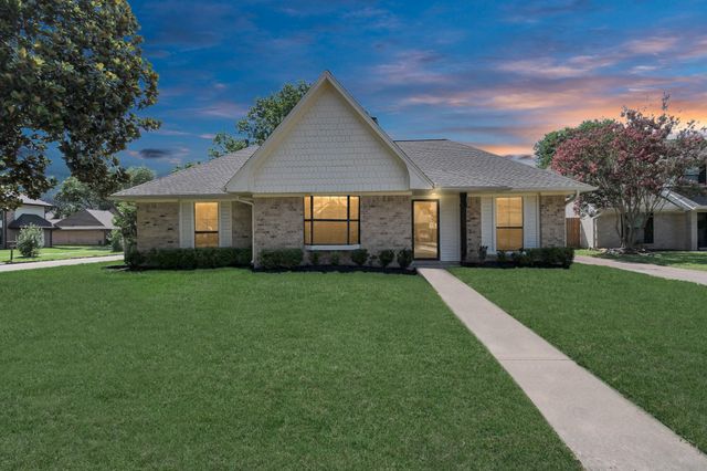 2514 Trailside Court, Sugar Land, TX 77479