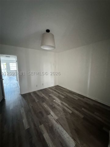 22 Suffolk A 22, Boca Raton, FL 33434