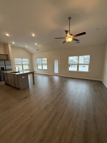 147 Watershed Court, Ashland City, TN 37015