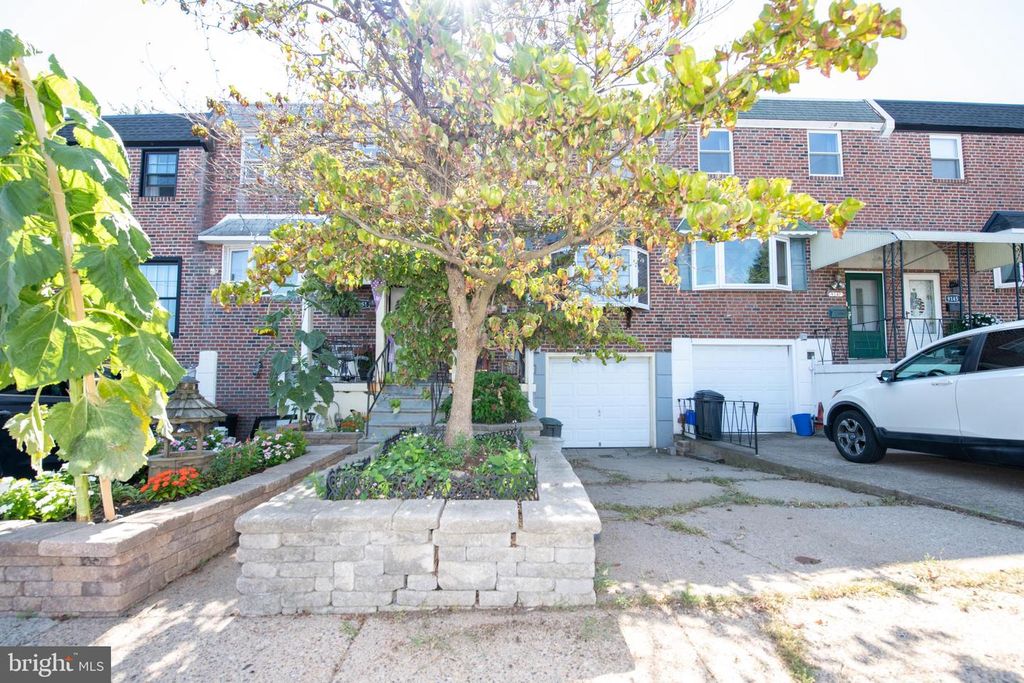 9149 ASHTON RD, PHILADELPHIA, PA 19114 — photo 2