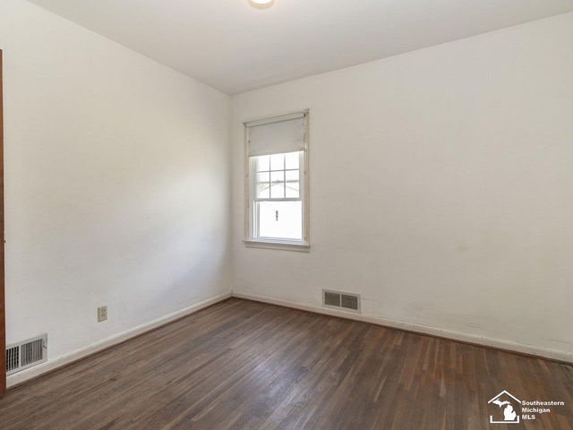 4400 Saint Anthony Road, Temperance, MI 48182
