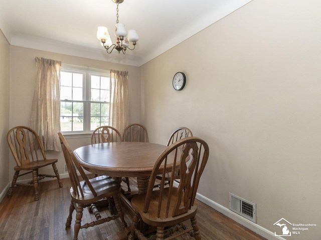 4400 Saint Anthony Road, Temperance, MI 48182