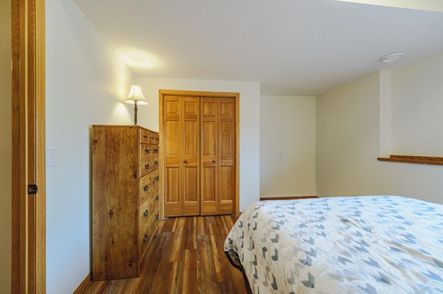 20881 Lake Ridge Drive, Prior Lake, MN 55372