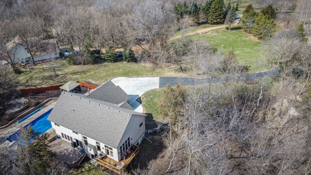 20881 Lake Ridge Drive, Prior Lake, MN 55372