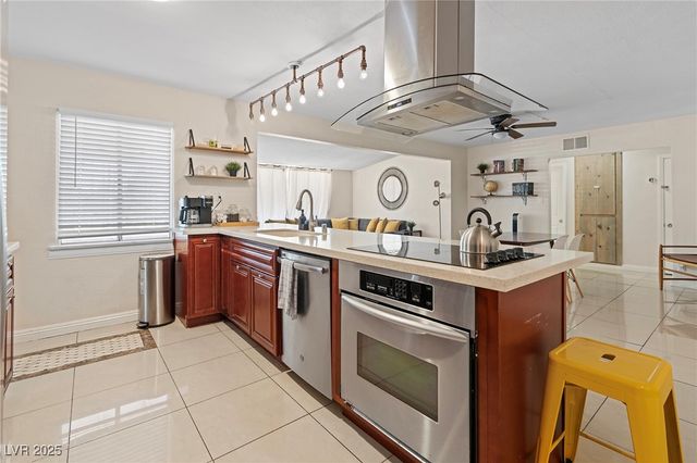 1012 Jessica Avenue, Las Vegas, NV 89104