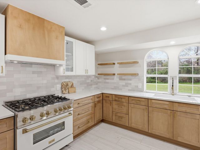 6833 Fortune Road, Fort Worth, TX 76116