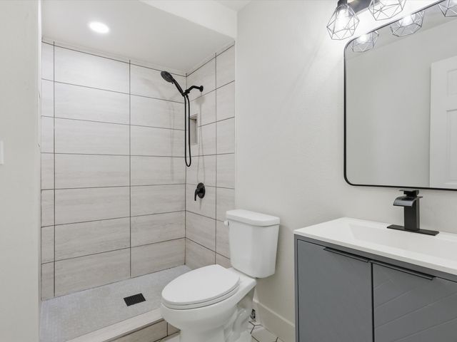 6833 Fortune Road, Fort Worth, TX 76116