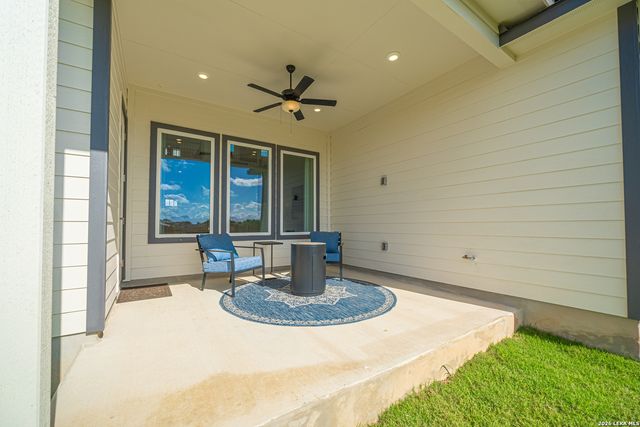 10106 Mulhouse Drive, Schertz, TX 78154