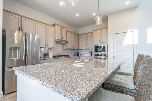 10106 Mulhouse Drive, Schertz, TX 78154