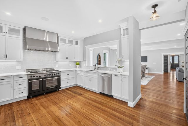 48 Red Brook Harbor Road, Cataumet, MA 02534