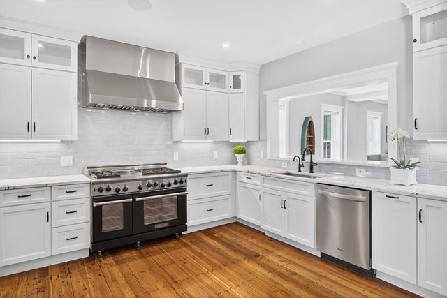 48 Red Brook Harbor Road, Cataumet, MA 02534