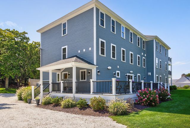 48 Red Brook Harbor Road, Cataumet, MA 02534