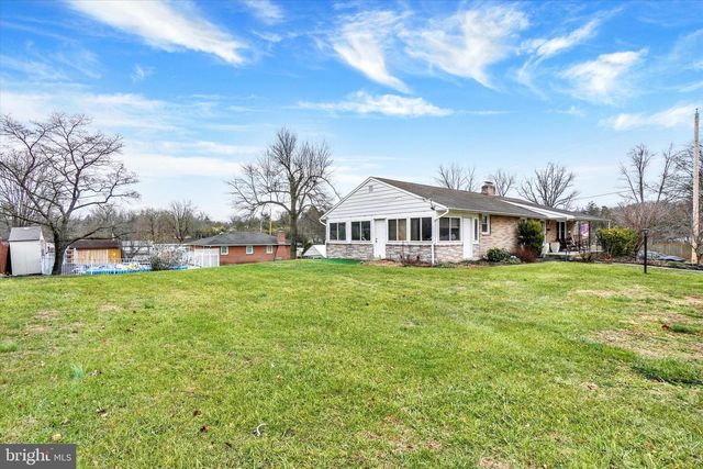 2200 PARK ST, York, PA 17408