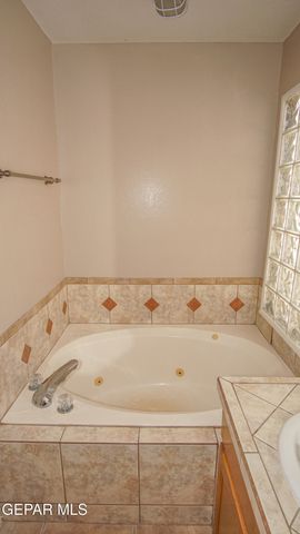 6325 FRANKLIN RIDGE Drive, El Paso, TX 79912