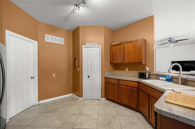 8778 SW 127TH AVENUE, Dunnellon, FL 34432