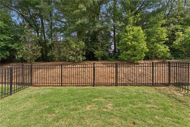 1090 Harper Drive, Roswell, GA 30076
