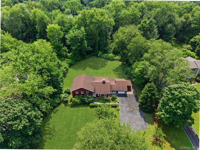 11 Creemer Road, Armonk, NY 10504