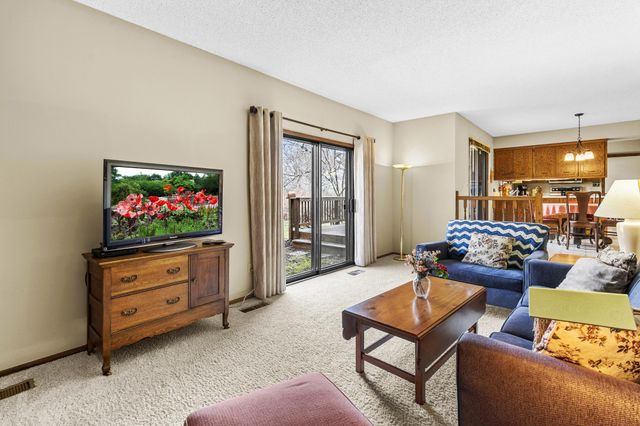 1181 Karth Lake Drive, Arden Hills, MN 55112