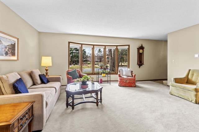 1181 Karth Lake Drive, Arden Hills, MN 55112