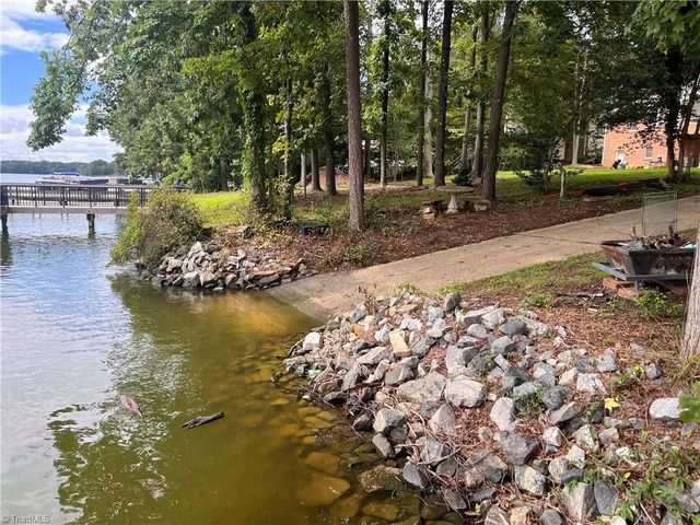 830 Mainsail Road, Salisbury, NC 28146