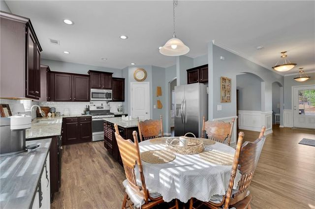 318 Upper Pheasant Court, Ball Ground, GA 30107
