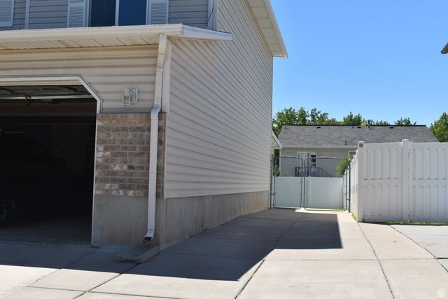2881 W 2075 S, Syracuse, UT 84075