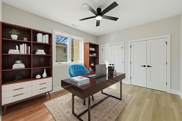 9327 Pleasant Avenue, Tinley Park, IL 60487