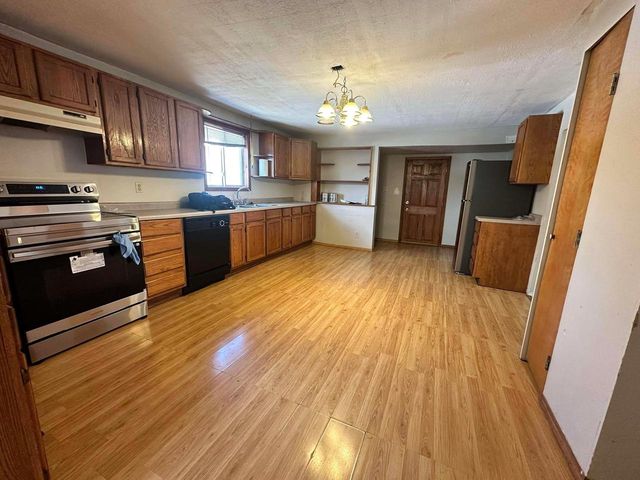 1212 HAWTHORNE STREET, Two Rivers, WI 54241