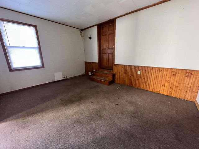 1212 HAWTHORNE STREET, Two Rivers, WI 54241