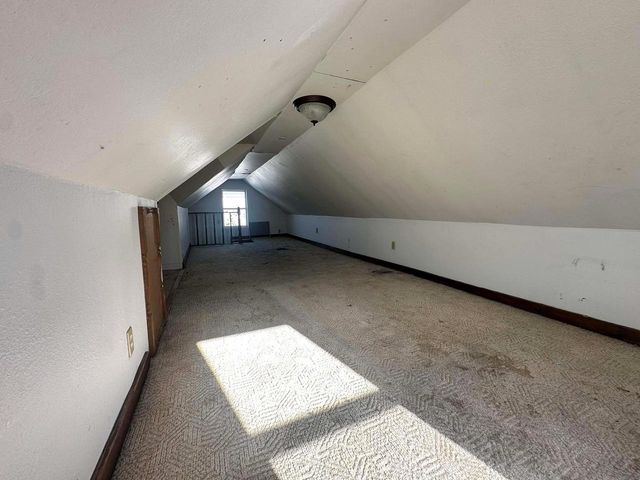 1212 HAWTHORNE STREET, Two Rivers, WI 54241