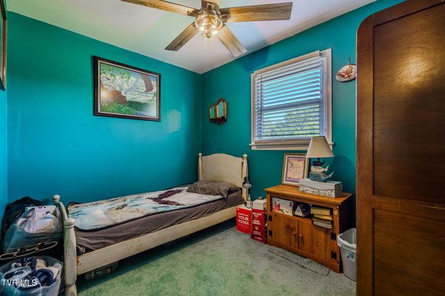119 Shoemaker Lane, Church Hill, TN 37642