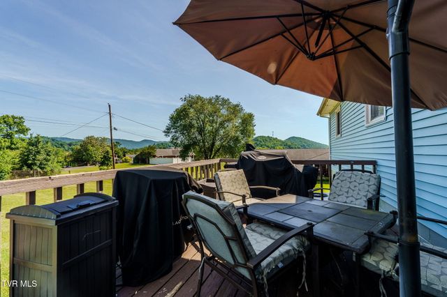 119 Shoemaker Lane, Church Hill, TN 37642