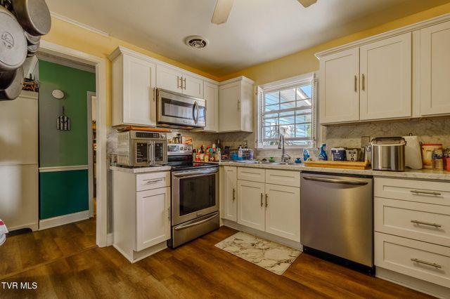 119 Shoemaker Lane, Church Hill, TN 37642
