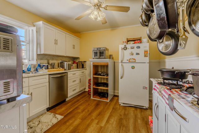 119 Shoemaker Lane, Church Hill, TN 37642