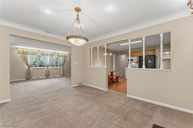 3745 Dentzler Road, Parma, OH 44134