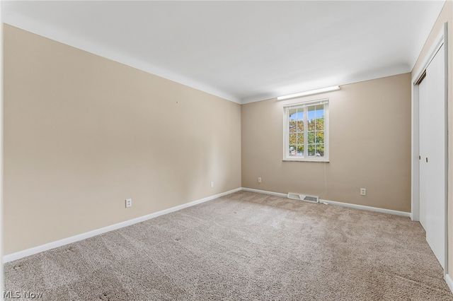 3745 Dentzler Road, Parma, OH 44134