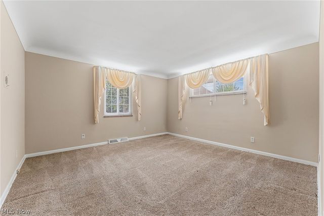 3745 Dentzler Road, Parma, OH 44134