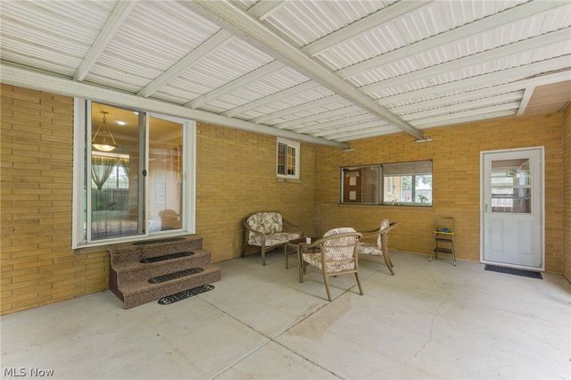 3745 Dentzler Road, Parma, OH 44134